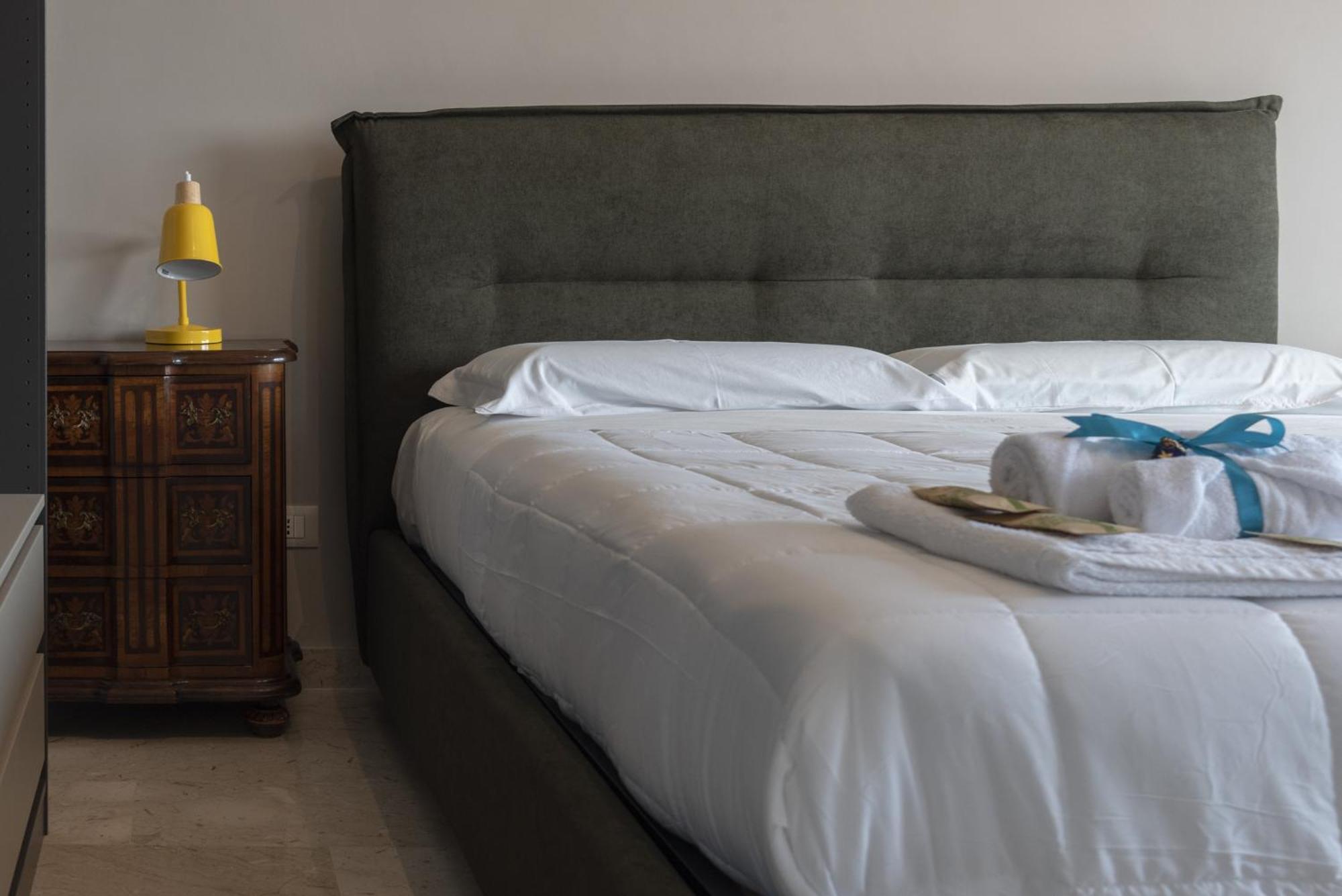 Martiri Home Катания Екстериор снимка