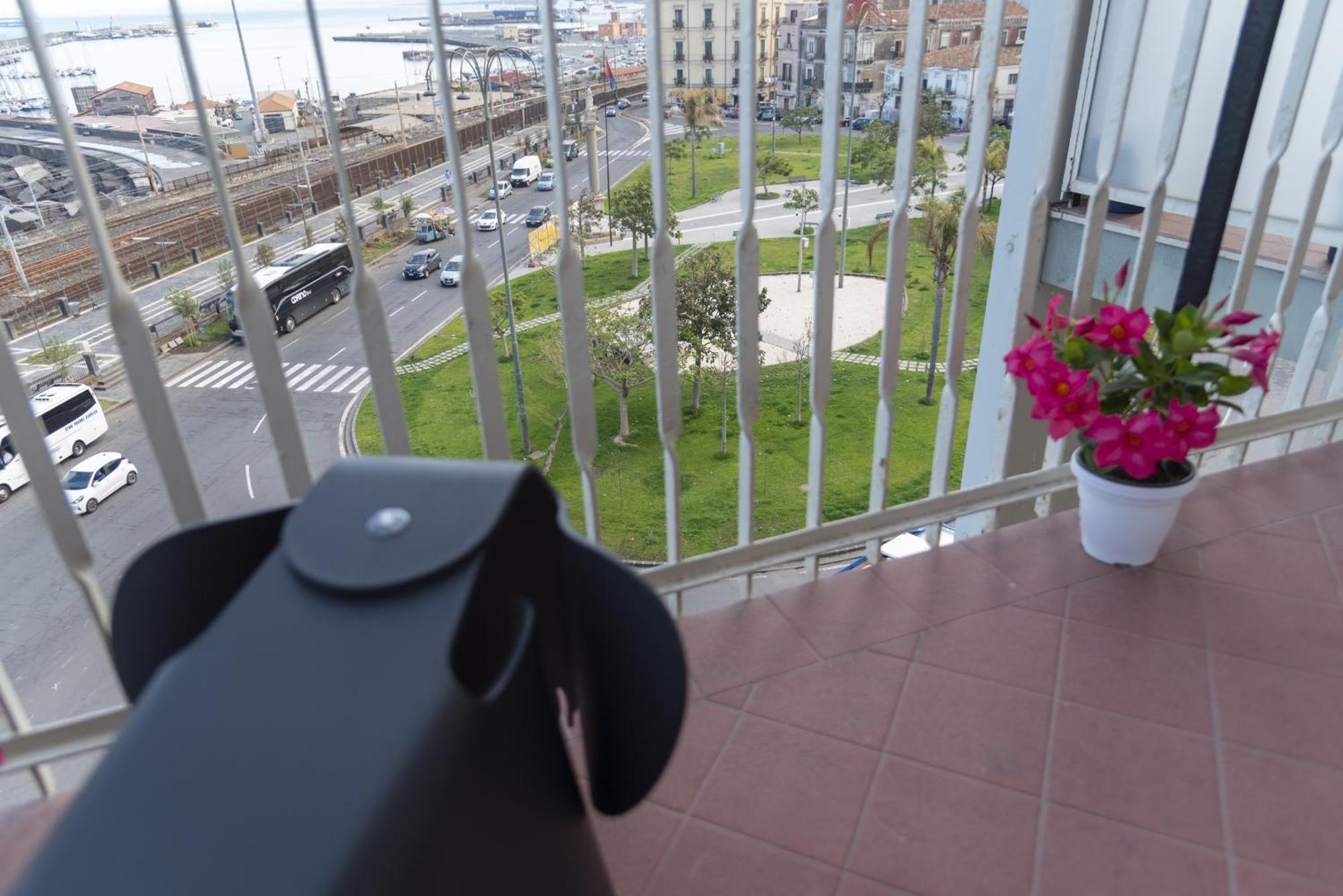 Martiri Home Катания Екстериор снимка